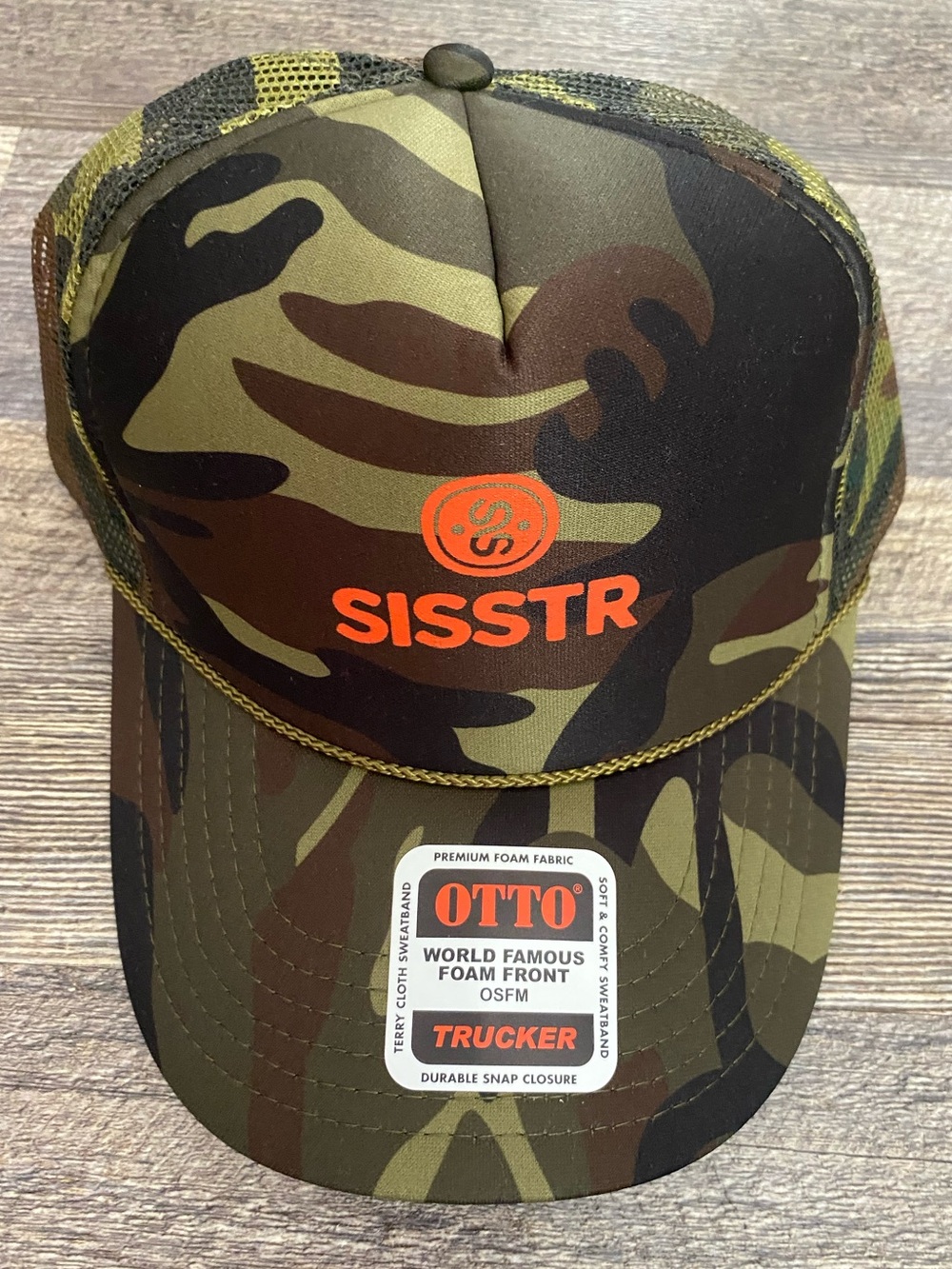 BRAND NEW! Sisstrevolution hat